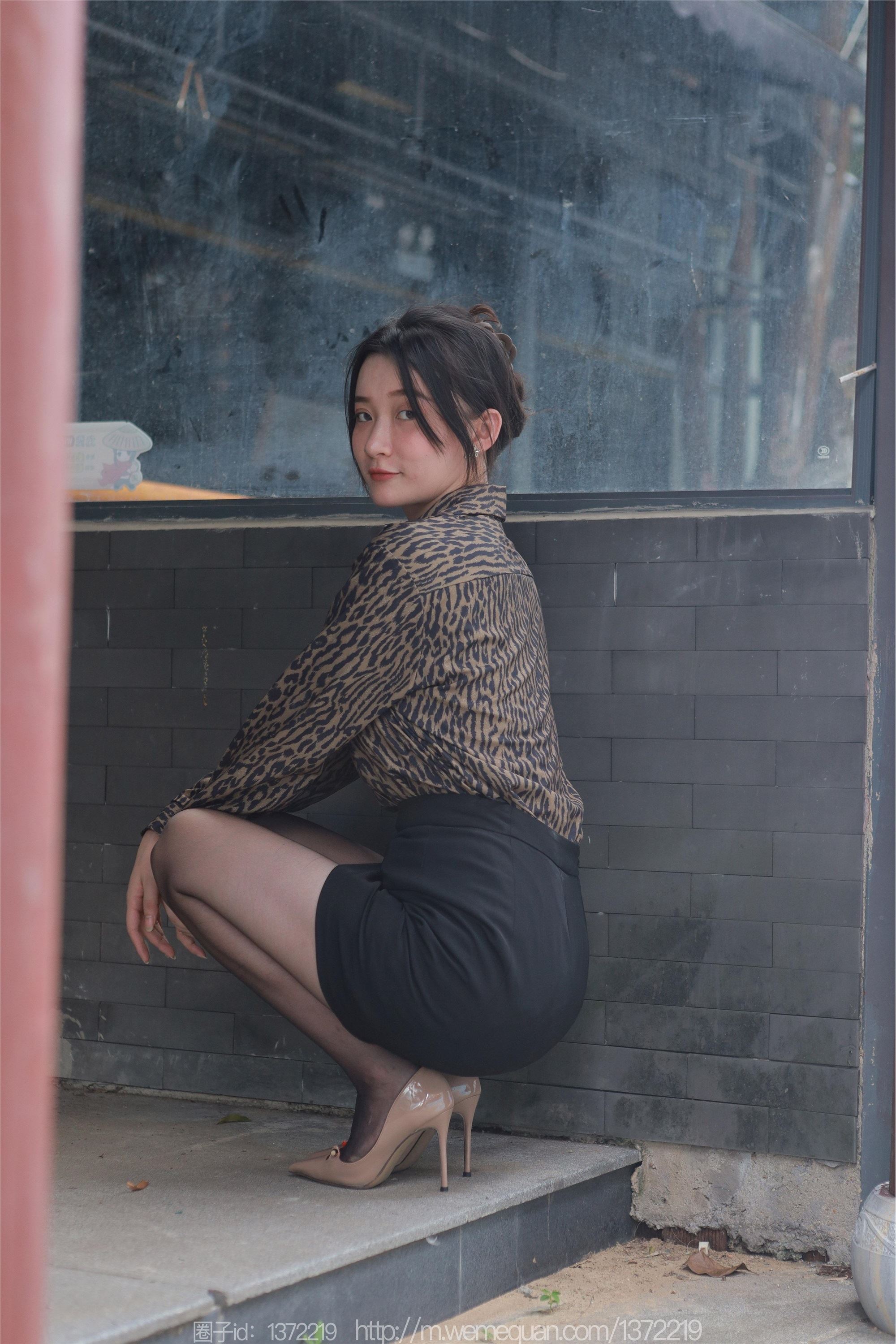 IESS异思趣向  2023.07.24 丝享家 1488 秋秋《孤身走暗巷》